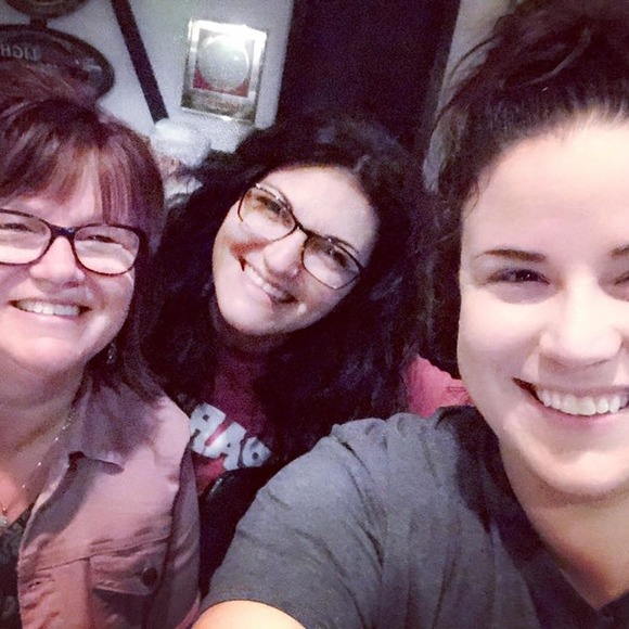 Meet your Posher, Mindi - Picture 1 of 1